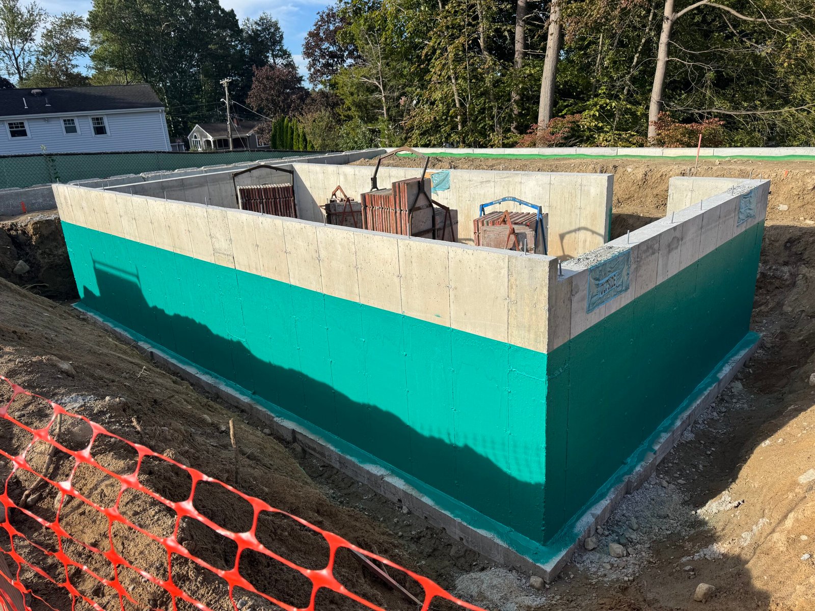 Rub-R-Wall Waterproofing